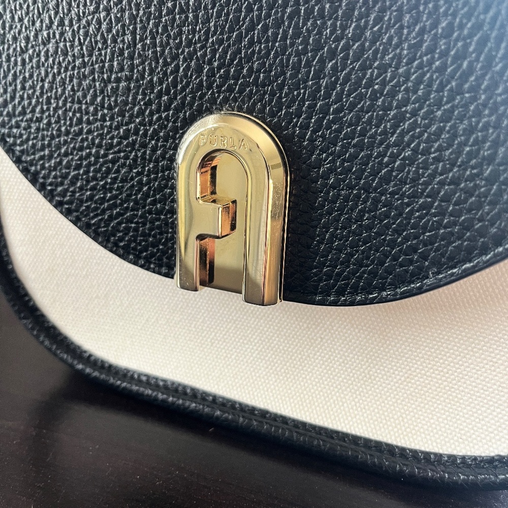 Black and White Crossbody Shoulder Bag with Gold Accent - Picture 9 of 11